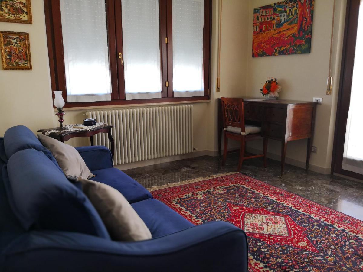 Bed and Breakfast Tres Chic Civitanova Marche Exteriér fotografie